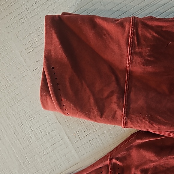 Athleta its a wrap 7/8 tight - Picture 2 of 5